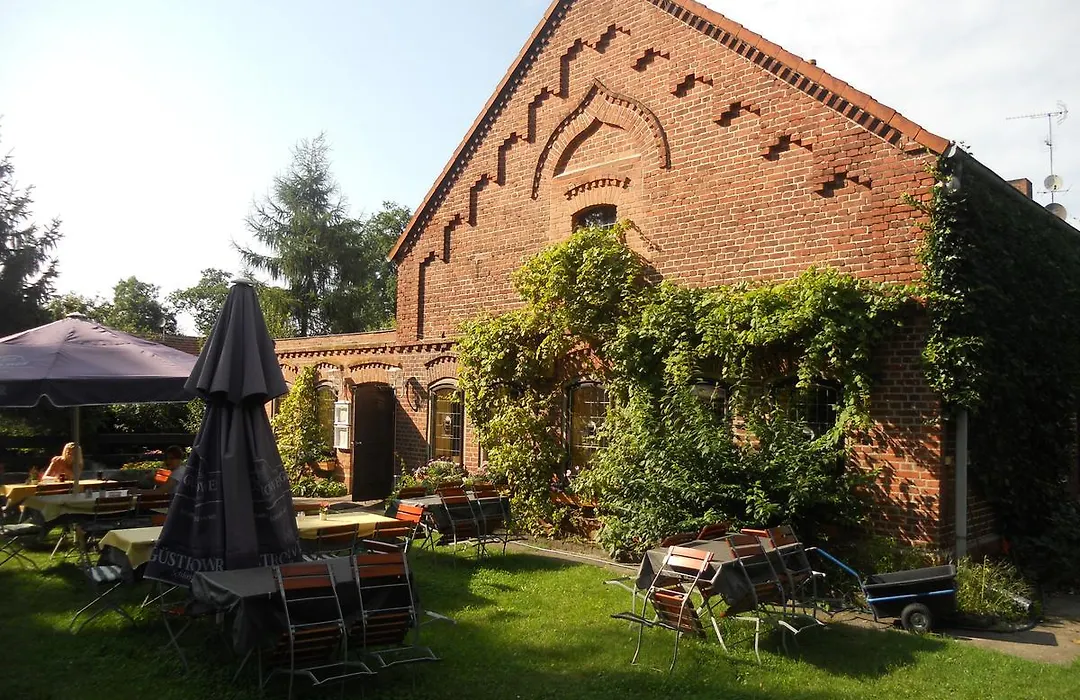 Landhotel Eichenkrug-1